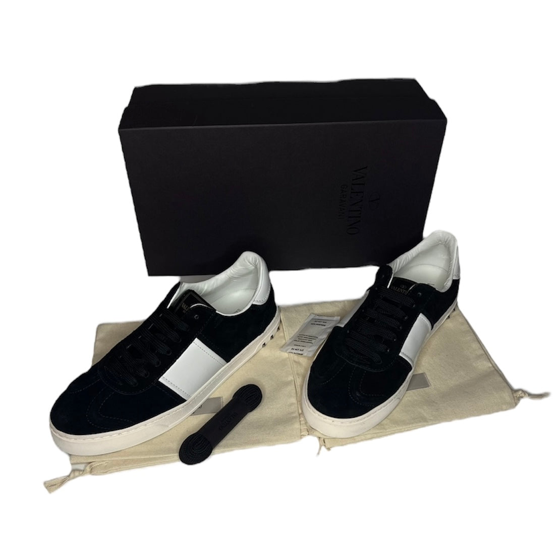 VALENTINO BLACK SUEDE FLYCREW SNEAKER / EU 40