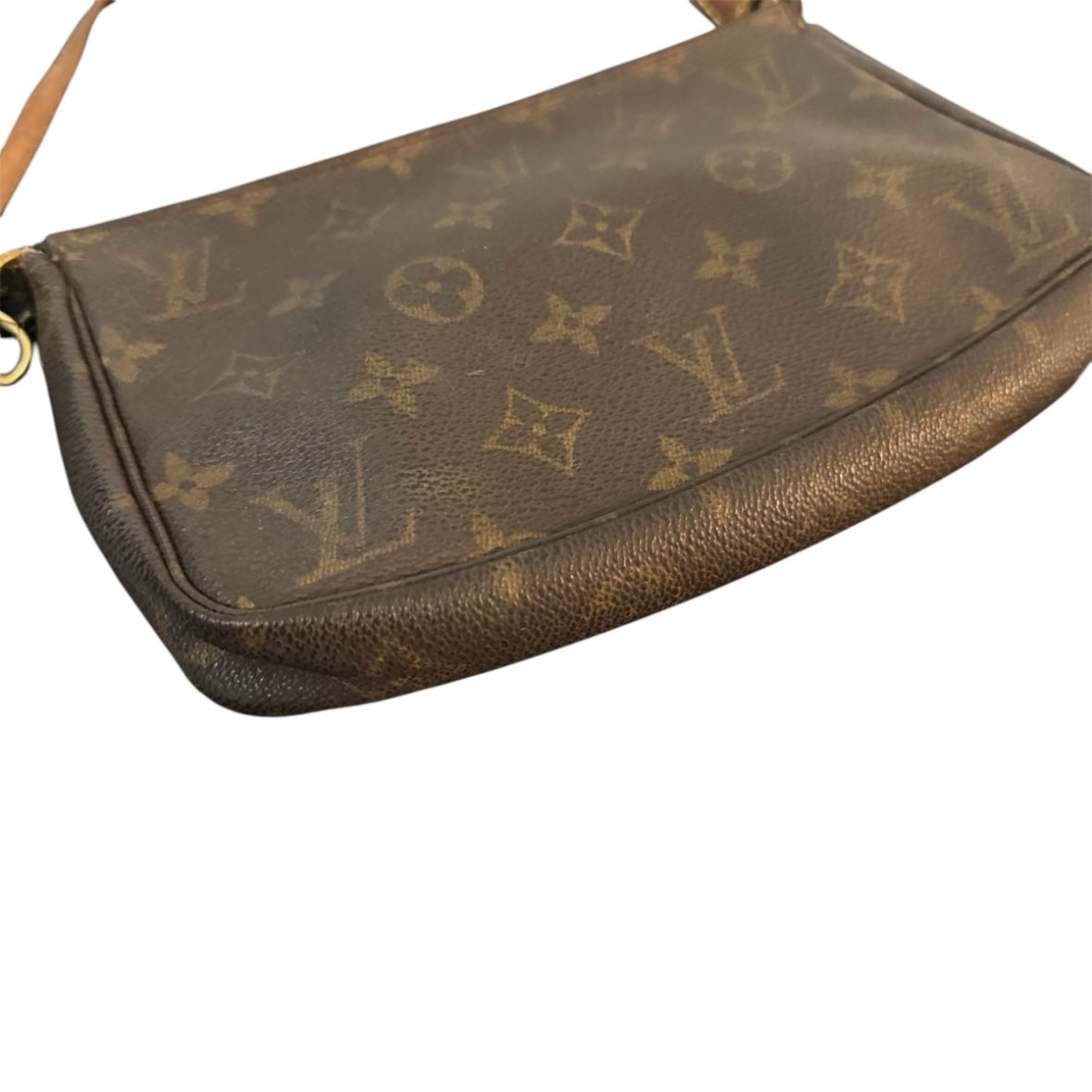 Louis Vuitton pochette pouch