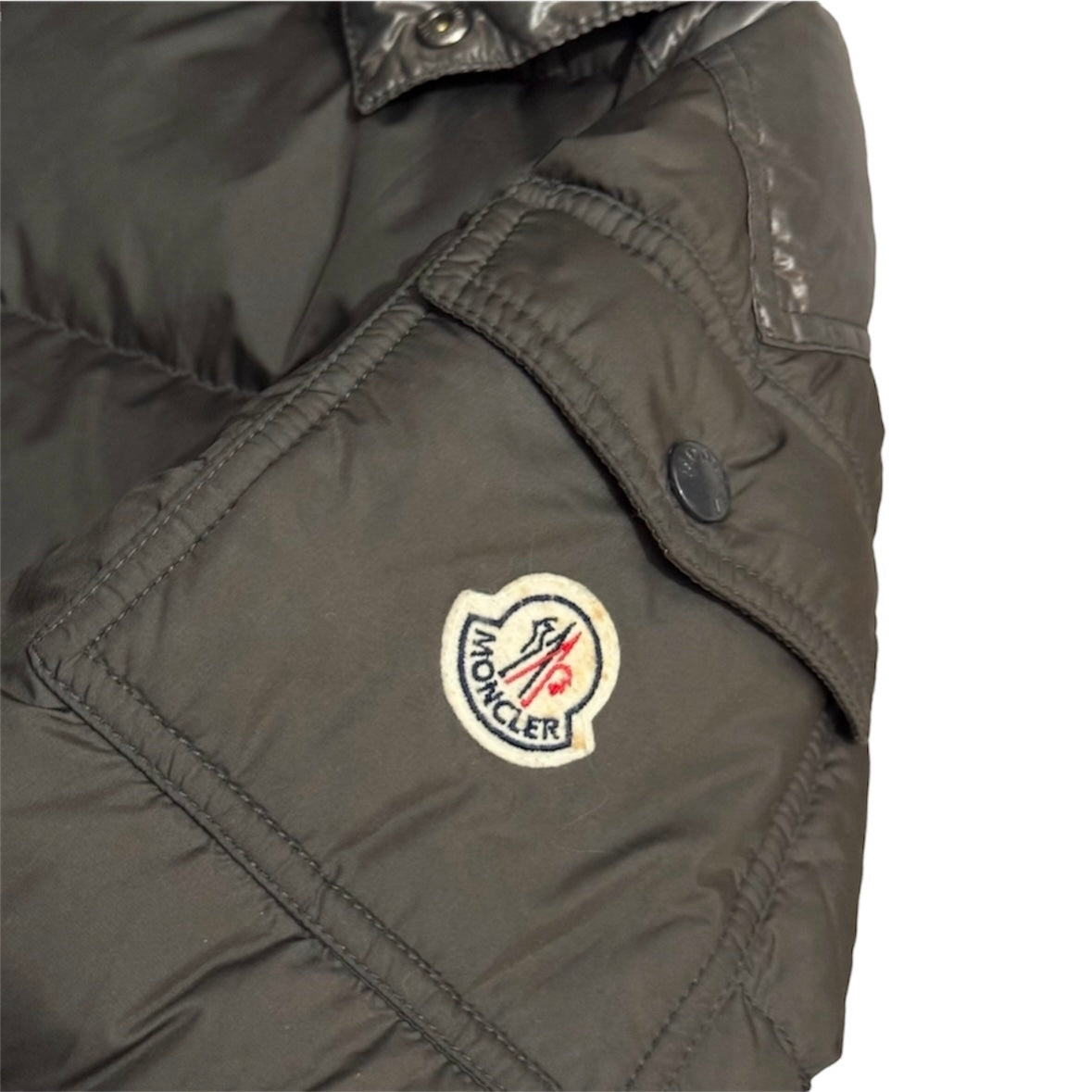 Moncler chevalier jacket Size 2